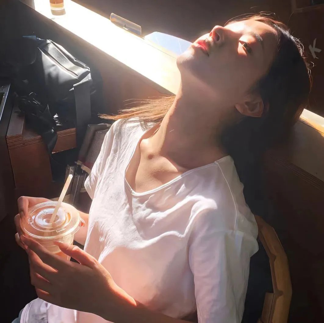 乌龙春潮